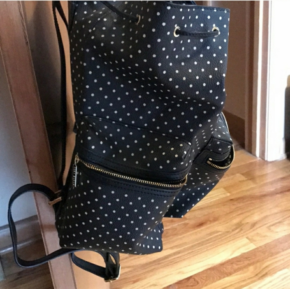🎒 SOLD SOLD 🎒 Backpack - Picture 5 of 6